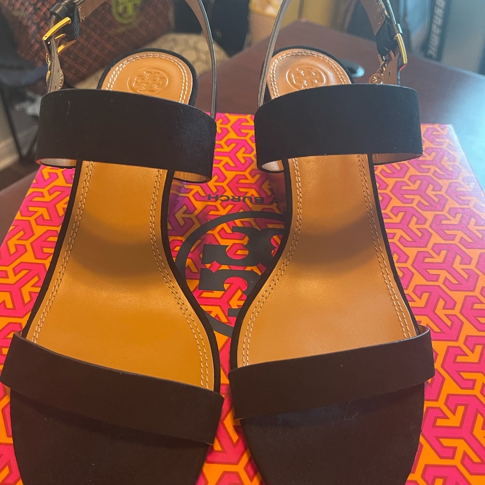 Tory Burch Mini Benton Wedge With Strap Gem